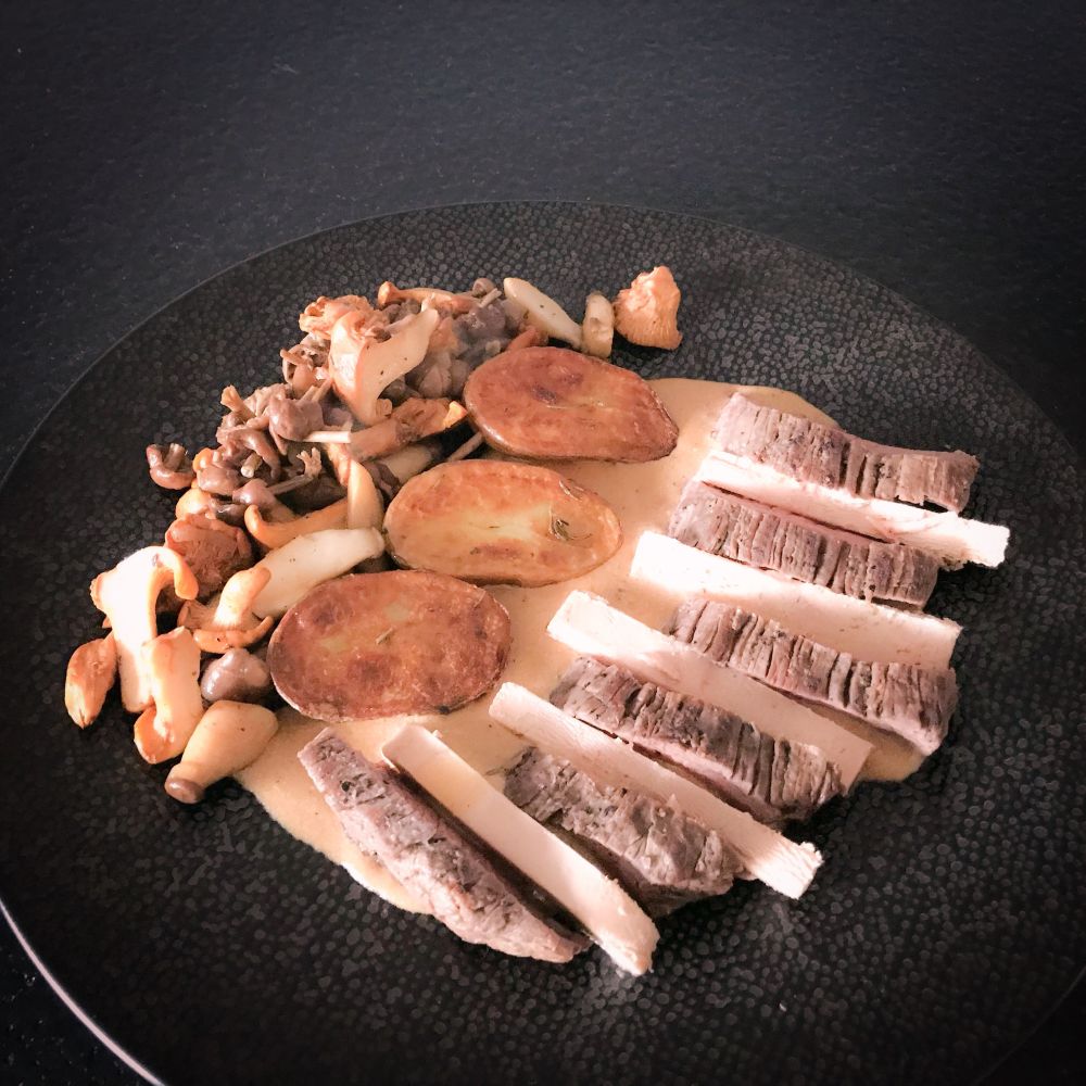 Bavette met foie gras en cognacsaus