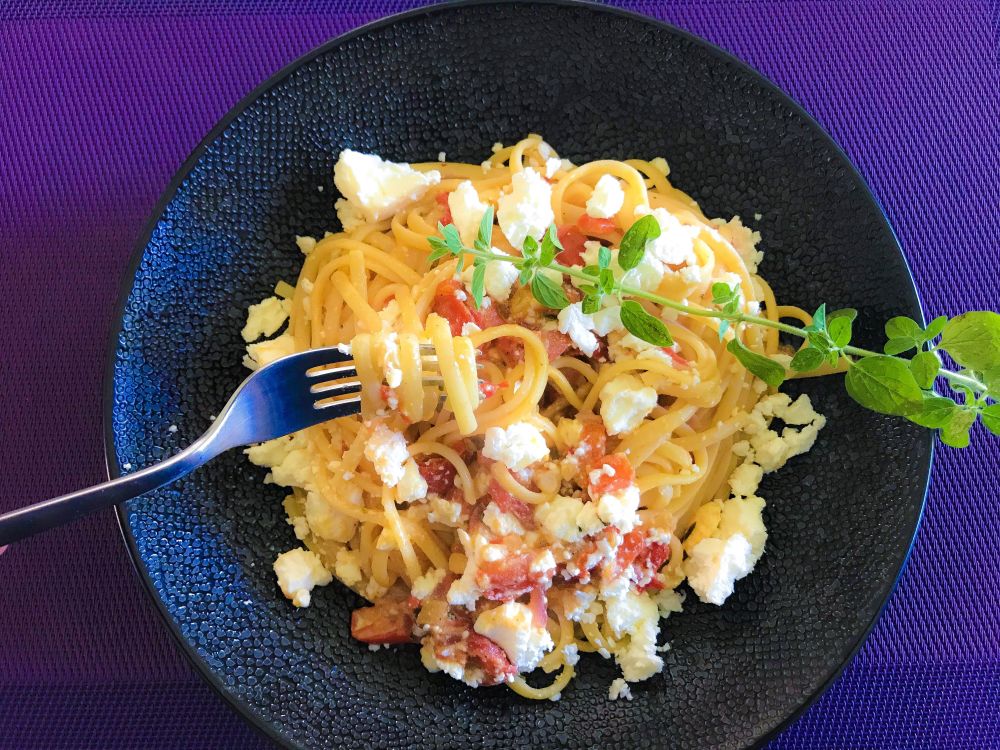Pasta gegrilde paprika en feta Pasta gegrilde paprika en feta