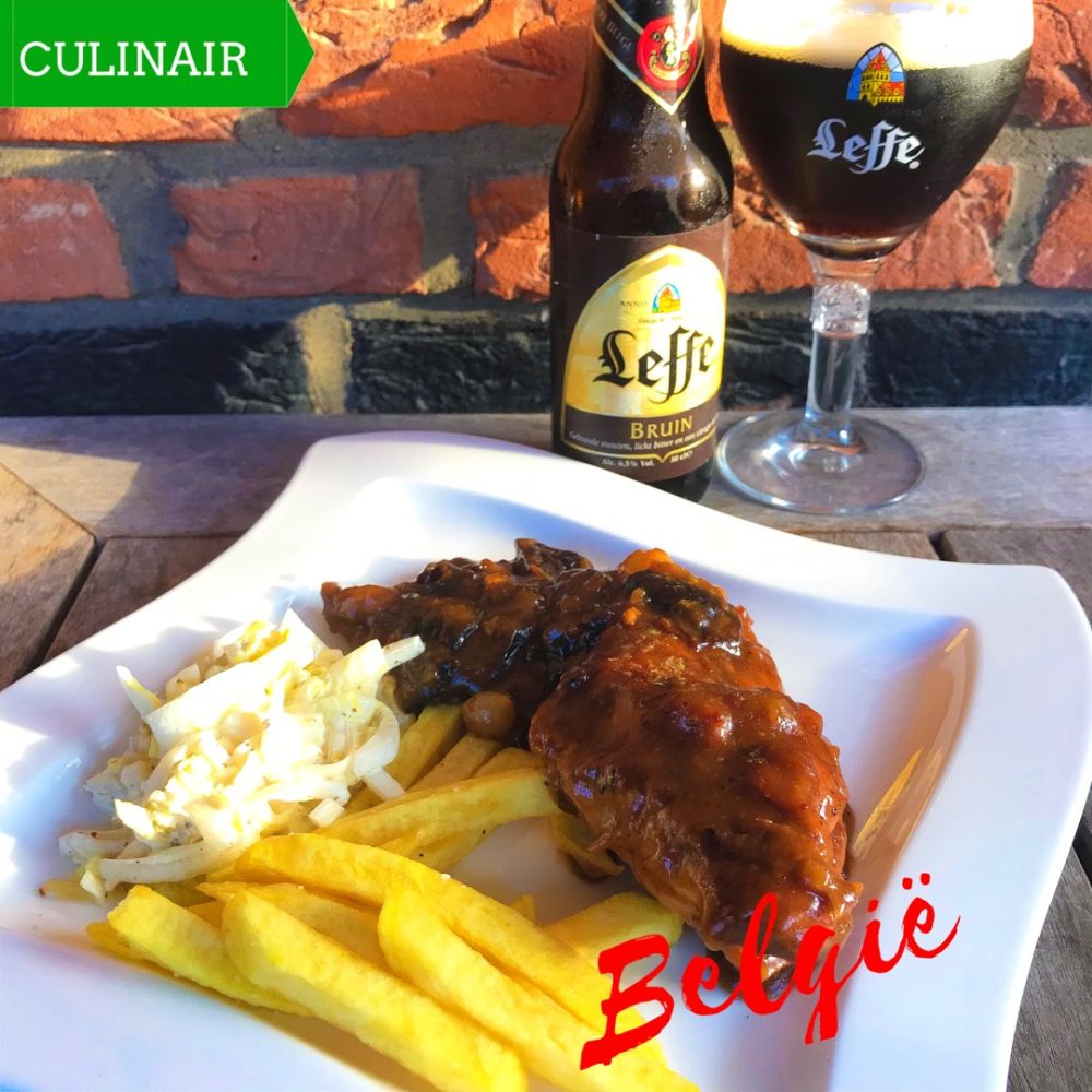Vlaams konijn met pruimen en bier Vlaams konijn met pruimen en bier