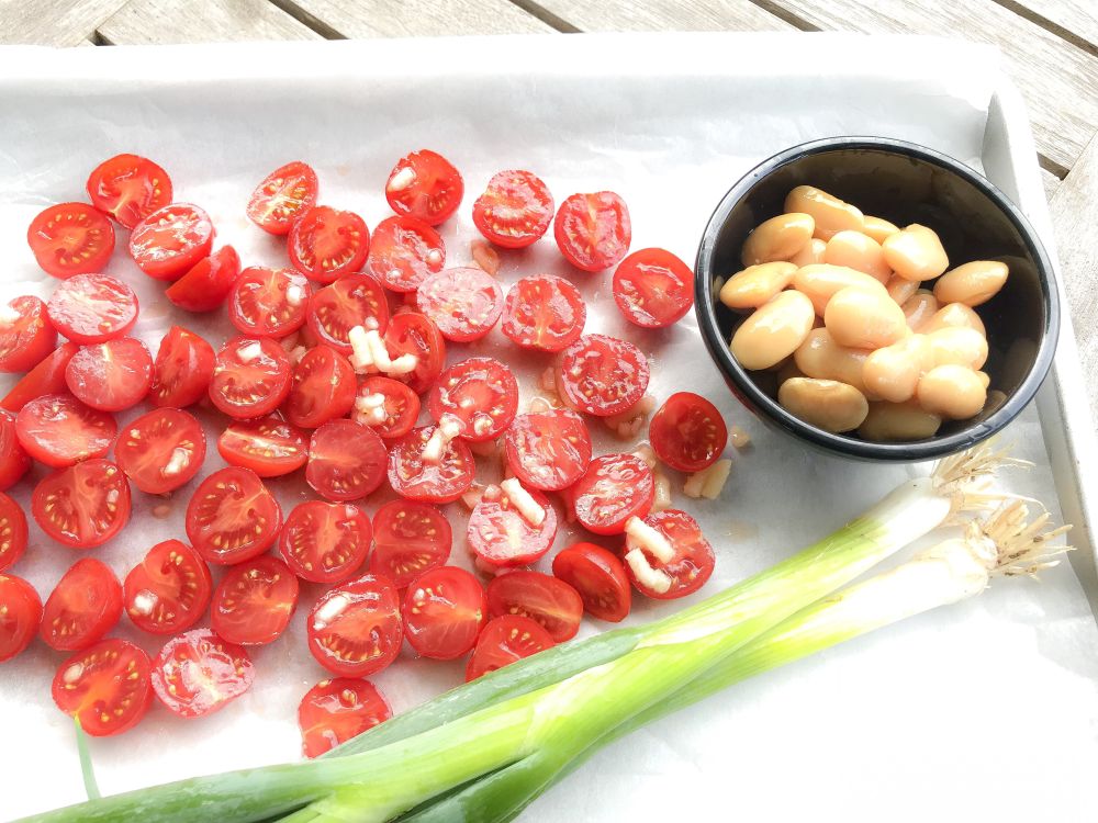 ingrediënten Griekse bonen-tomatensalade ingrediënten Griekse bonen-tomatensalade