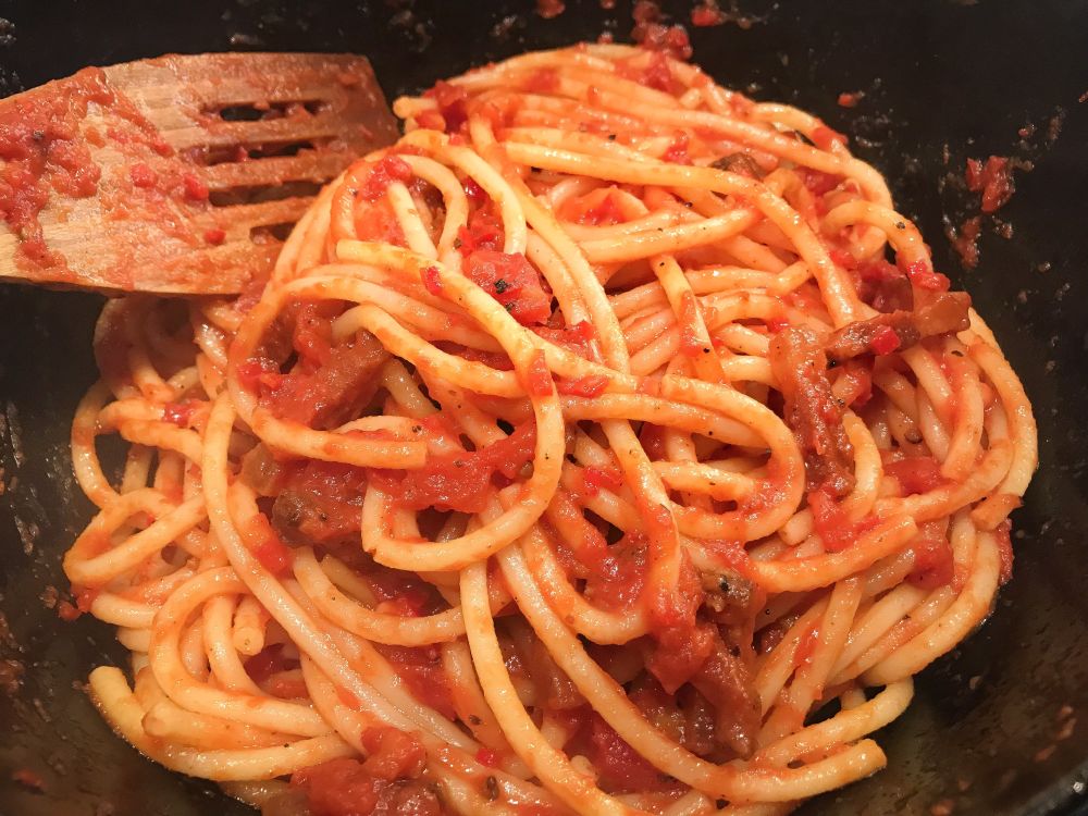 bucatini all amatriciana bucatini all amatriciana