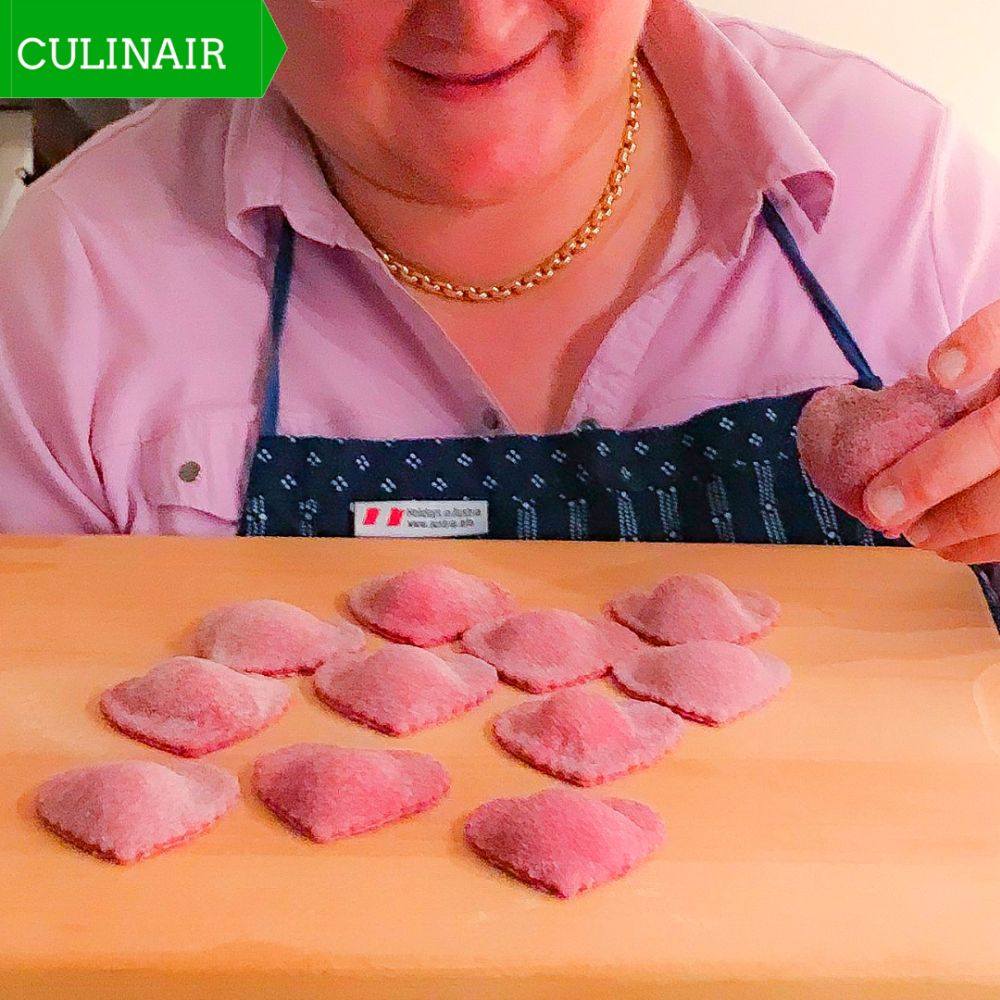 Rode pastaharten voor Valentijnsdag Rode pastaharten voor Valentijnsdag