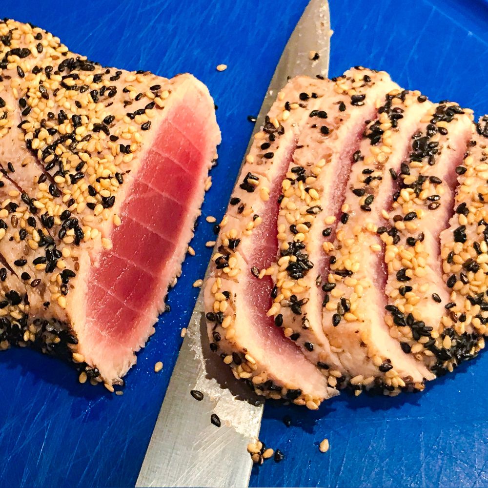 tonijntataki in sesamzaadjes tonijntataki in sesamzaadjes