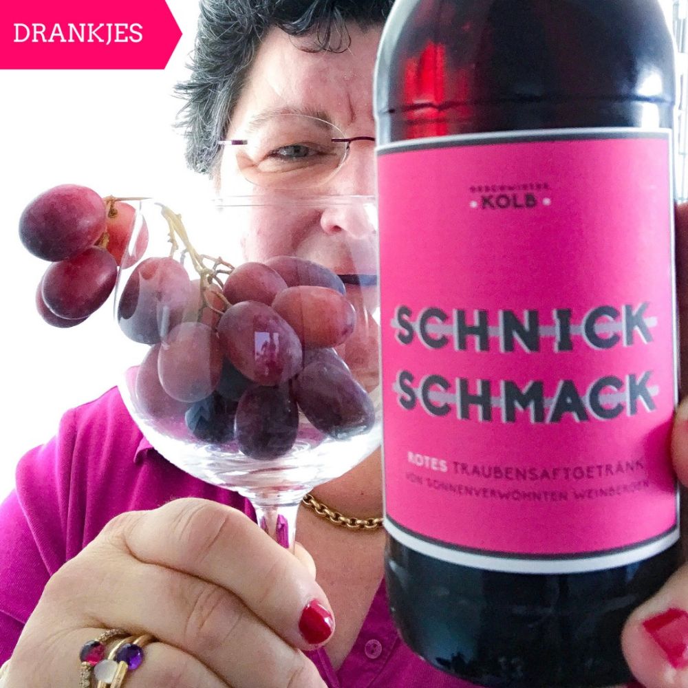 Geschwister Kolb Schnick Schmack – rotes Traubensaftgetränk Geschwister Kolb Schnick Schmack - rotes Traubensaftgetränk