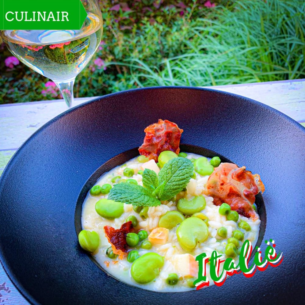 Lenterisotto – risotto met doperwten, tuinbonen, munt en Tiroler speck Lenterisotto - risotto met doperwten, tuinbonen, munt en Tiroler speck