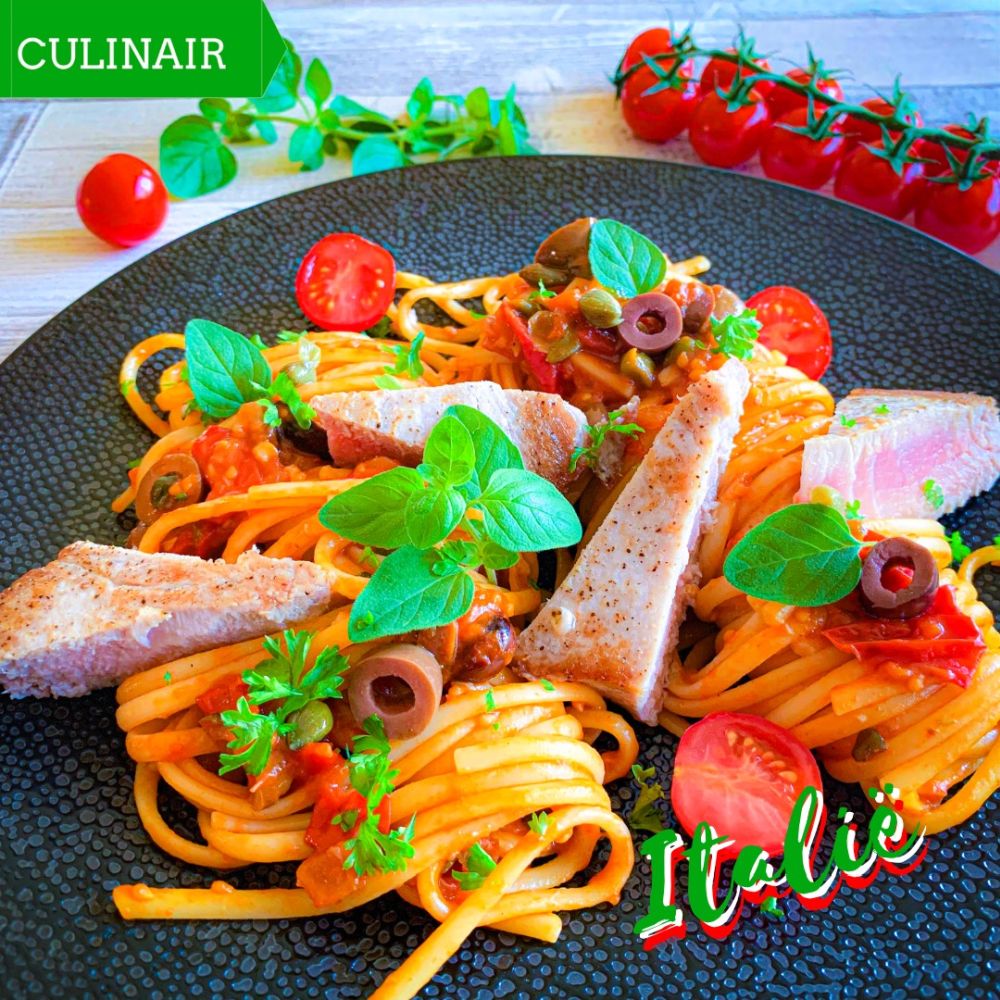 Pasta alla puttanesca met verse tonijn Pasta alla puttanesca met verse tonijn
