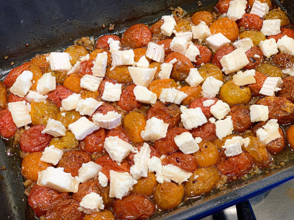 tomaat en geitenkaas voor tarte tatin tomaat en geitenkaas voor tarte tatin