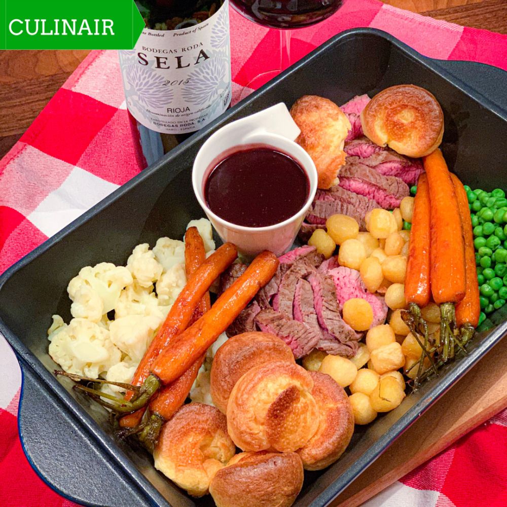 Yorkshire Pudding met Sunday Roast en rode wijnsaus Yorkshire Pudding met Sunday Roast en rode wijnsaus