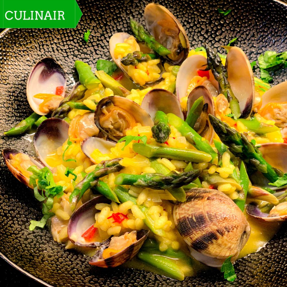 Risotto met vongole saffraan groene asperges en citroen Risotto met vongole saffraan groene asperges en citroen