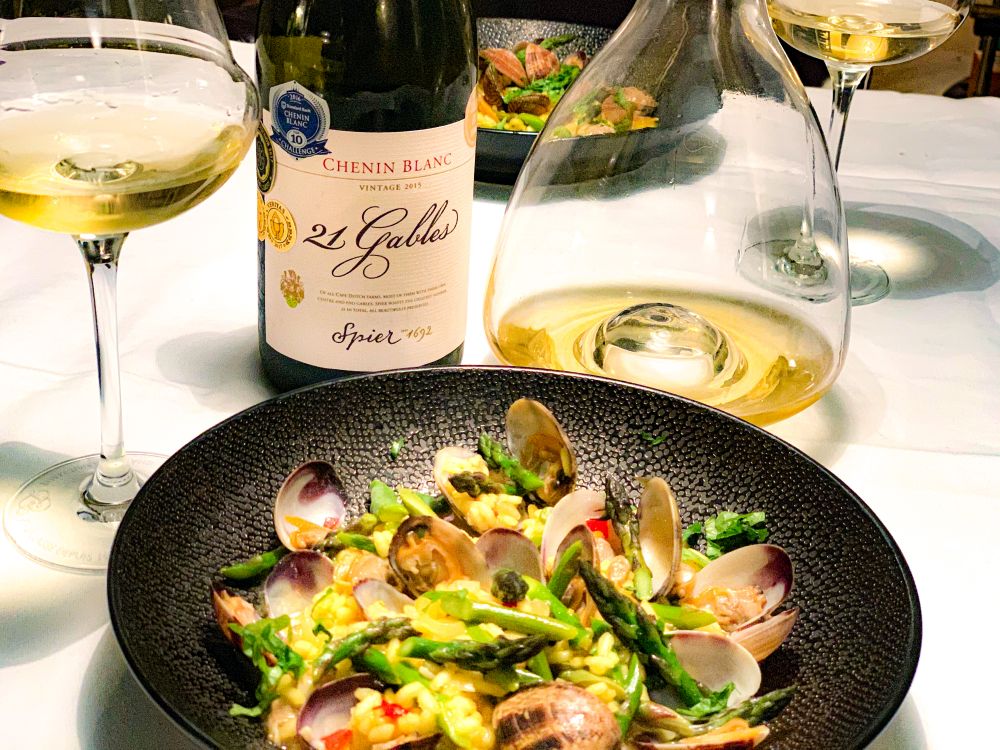 risotto alle vongole met 21 Gables chenin blanc van Spier