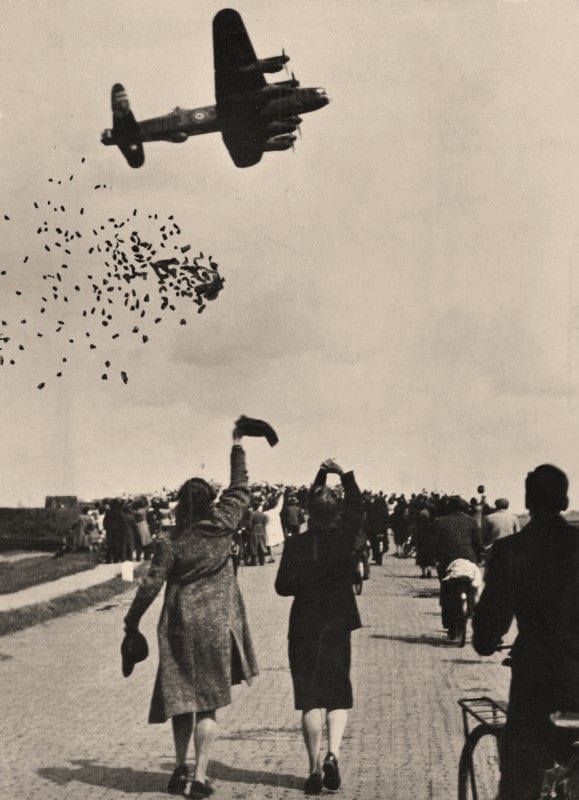 voedseldroppings voedseldroppings 1945