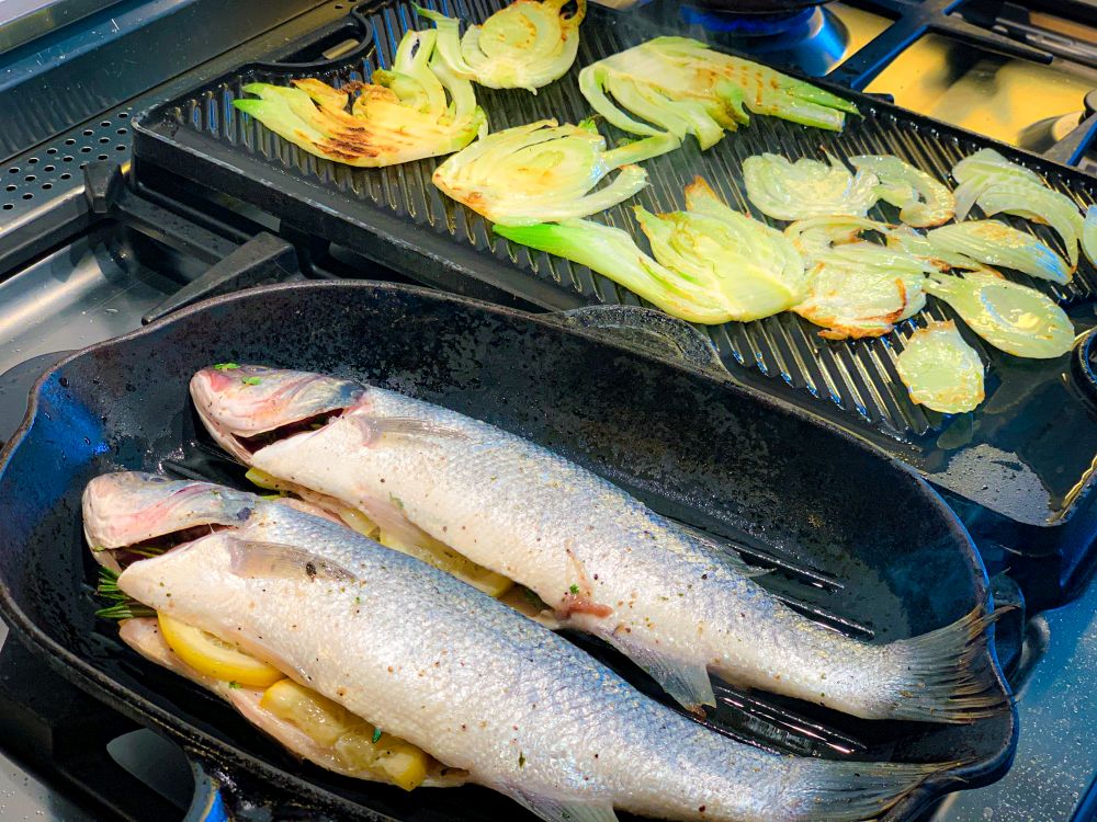 zeebaars en venkel grillen