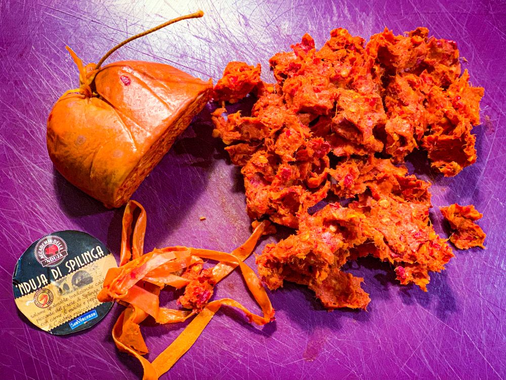 Nduja uit Calabria Pasta met nduja en burrata