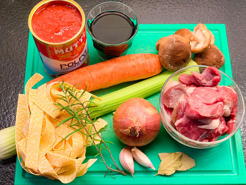 Ingrediënten ragù di cinghiale Ingrediënten ragù di cinghiale